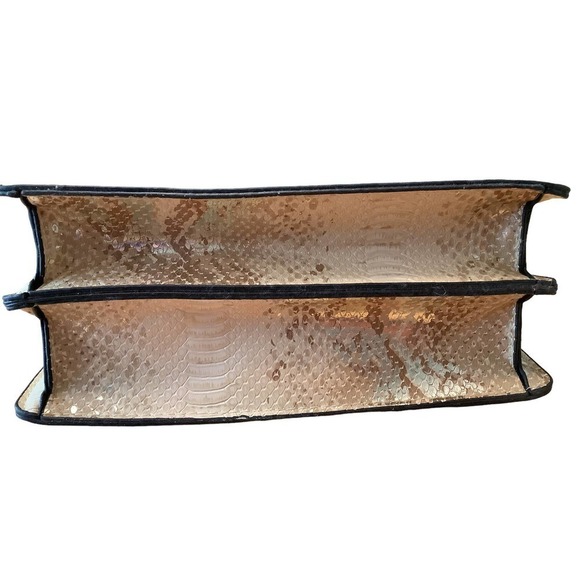 UNIQUE MERMAID HORSESHOE SNAKE EMBOSSED HANDBAG/CROSSBODY NWT - Picture 11 of 13